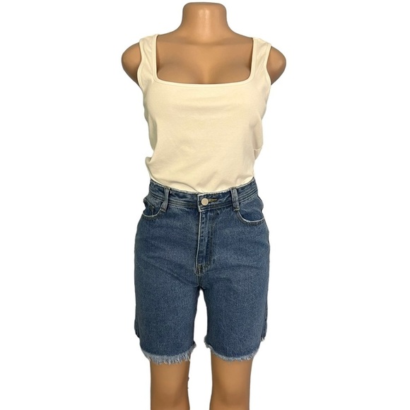 3/$30 🍂 Misguided Longer Length Shorts Denim - Picture 1 of 9